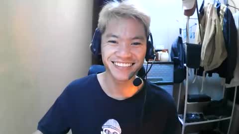 Snapshot of riiichie12 chatting on November 2025 10:19:01 PM riiichie12 online show from November 2025 10:19:01 PM