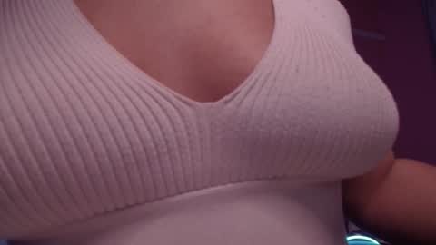 Snapshot of rikaraily chatting on December 2024 09:00:01 AM Rika online show from December 2024 09:00:01 AM