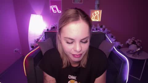 Snapshot of rikaraily chatting on January 2025 05:22:02 AM Rika online show from January 2025 05:22:02 AM