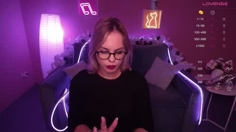 Snapshot of rikaraily chatting on January 2025 11:06:01 AM Rika online show from January 2025 11:06:01 AM