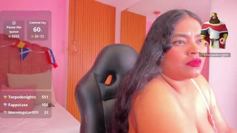 Snapshot of riley_dolly chatting on June 2026 11:32:01 PM riley_dolly online show from June 2026 11:32:01 PM
