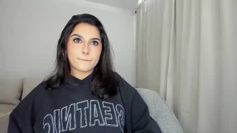 riley_tin online show from July 2026 06:59:01 PM