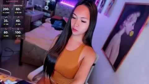 Snapshot of rileymillerx chatting on November 2025 04:00:01 AM Riley online show from November 2025 04:00:01 AM