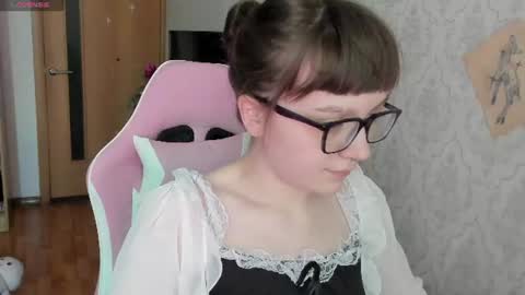 My name is Riley Like my broadcast pls 3 online show from June 2026 04:11:01 AM