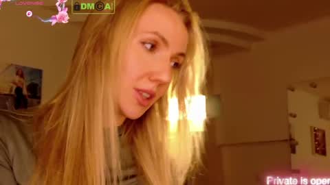 Rina Asty online show from June 2026 04:23:01 PM