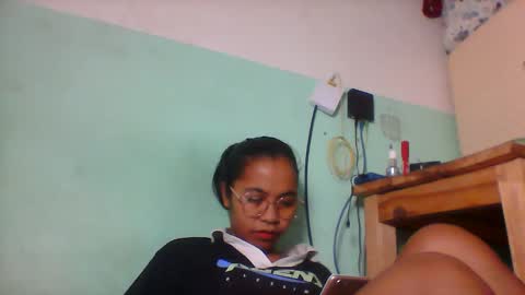 Snapshot of rinah856024 chatting on May 2026 05:15:01 AM rinah856024 online show from May 2026 05:15:01 AM