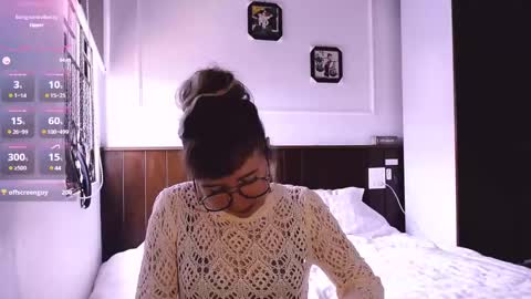 Snapshot of riri_rich chatting on January 2025 04:59:01 AM Rita online show from January 2025 04:59:01 AM