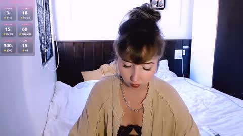 Snapshot of riri_rich chatting on February 2025 08:20:01 AM Rita online show from February 2025 08:20:01 AM