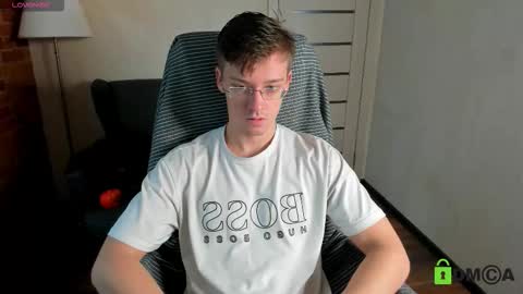 Snapshot of rishu_ chatting on November 2025 10:39:02 AM VAnitas online show from November 2025 10:39:02 AM