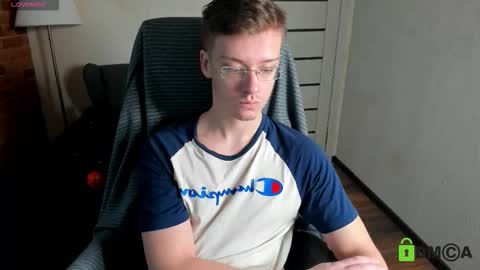 Snapshot of rishu_ chatting on November 2025 10:48:01 AM VAnitas online show from November 2025 10:48:01 AM