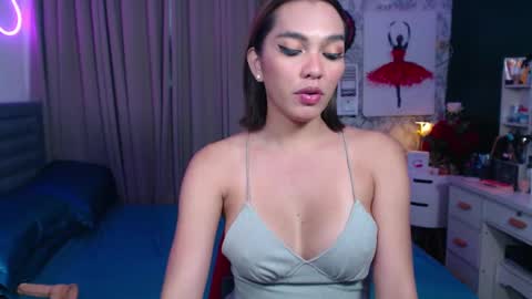 Snapshot of risque_asiancassandra chatting on March 2025 05:31:02 AM Miss Cassie online show from March 2025 05:31:02 AM