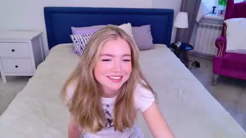 Snapshot of rita__shy chatting on June 2026 04:18:01 PM Rita online show from June 2026 04:18:01 PM