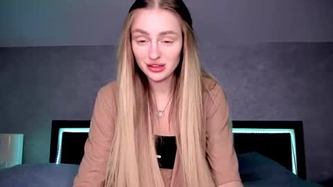 Snapshot of rita_orra chatting on March 2025 05:07:02 PM Rita online show from March 2025 05:07:02 PM