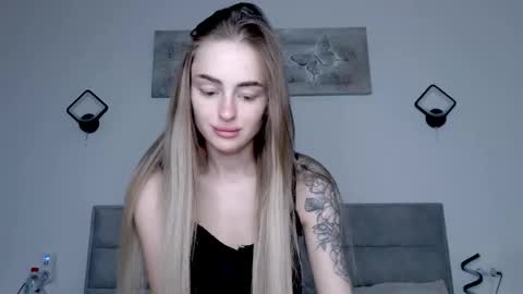 Snapshot of rita_orra chatting on September 2025 08:03:01 AM Rita online show from September 2025 08:03:01 AM