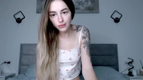 Snapshot of rita_orra chatting on October 2025 07:03:02 AM Rita online show from October 2025 07:03:02 AM