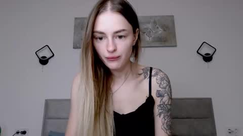 Snapshot of rita_orra chatting on October 2025 08:03:01 AM Rita online show from October 2025 08:03:01 AM