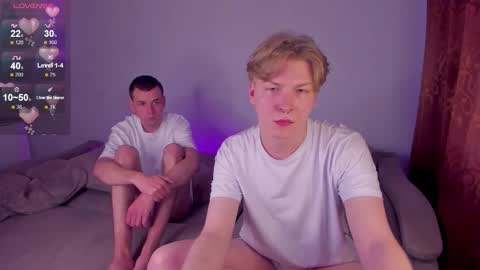 Snapshot of riverflow10 chatting on October 2025 09:33:01 AM Mickey and Timmy online show from October 2025 09:33:01 AM