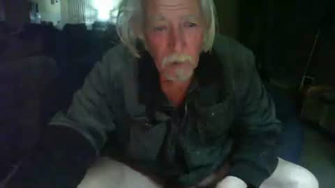 Snapshot of riverratggg chatting on January 2025 09:31:01 PM riveratggg online show from January 2025 09:31:01 PM