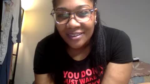 Snapshot of riversaint chatting on December 2024 06:20:02 PM River Saint online show from December 2024 06:20:02 PM