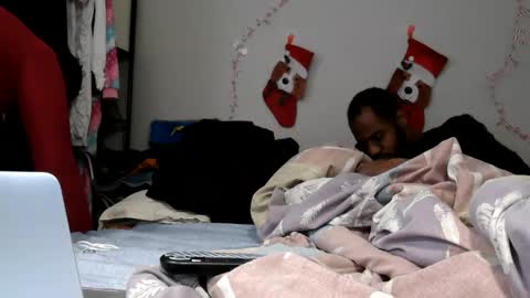 Snapshot of riversaint chatting on January 2025 04:25:02 PM River Saint online show from January 2025 04:25:02 PM