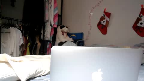 Snapshot of riversaint chatting on February 2025 04:20:01 PM River Saint online show from February 2025 04:20:01 PM