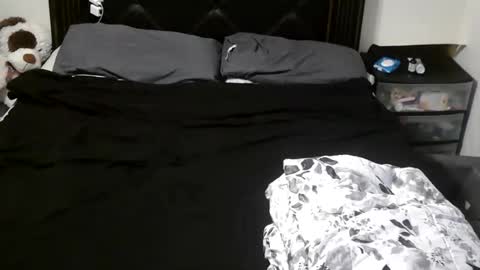 Snapshot of riversaint chatting on September 2025 10:50:02 AM River Saint online show from September 2025 10:50:02 AM