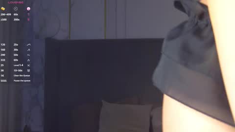 Snapshot of rizeshiro chatting on November 2025 05:41:02 AM Rize online show from November 2025 05:41:02 AM