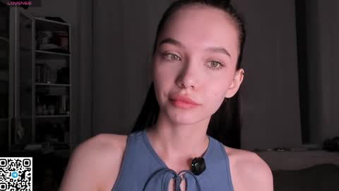 Rina online show from April 2026 07:22:02 PM