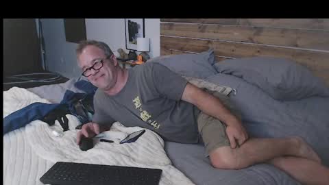 rjkelly6892 online show from May 2026 01:34:01 AM