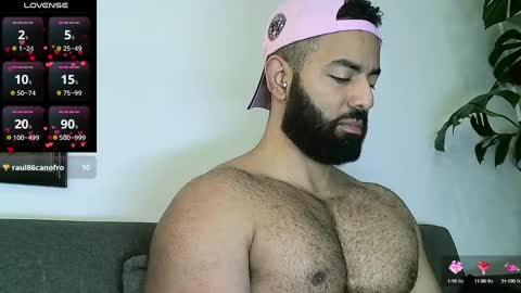 SebasRoa online show from September 2025 03:23:02 PM