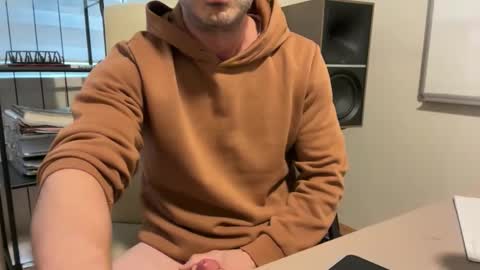 20cm online show from October 2025 06:34:02 AM