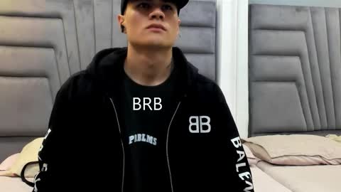 Snapshot of roan_birkin chatting on September 2025 07:28:02 PM Roan Birkin online show from September 2025 07:28:02 PM