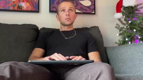 Snapshot of rob_ryder chatting on December 2025 10:17:02 PM rob ryder online show from December 2025 10:17:02 PM