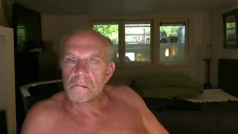 Snapshot of robbertnl chatting on June 2026 06:16:02 AM robbertnl online show from June 2026 06:16:02 AM
