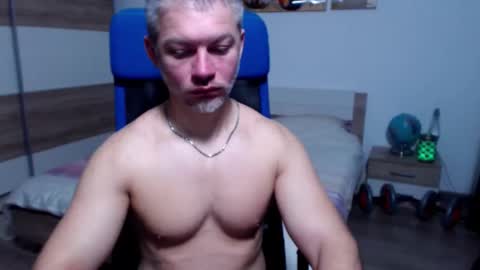 robbyshawz online show from December 2025 06:53:02 AM