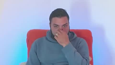 Stiven - online show from October 2025 06:41:02 PM