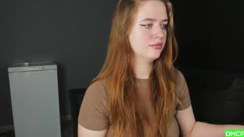 Lisa and Robert  i am online all days 900 am GMT3   online show from December 2025 05:14:02 AM