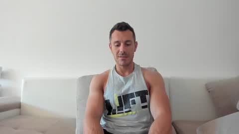 roberto4ever online show from June 2026 04:10:02 AM