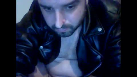 Roberto online show from January 2025 10:01:02 PM