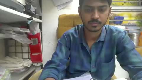 Snapshot of robertsalia220 chatting on January 2025 11:56:02 AM Robertsalia online show from January 2025 11:56:02 AM