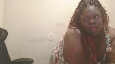 Snapshot of robertswhitney52 chatting on September 2025 01:14:02 PM robertswhitney52 online show from September 2025 01:14:02 PM