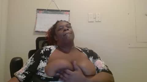 Snapshot of robertswhitney52 chatting on December 2025 06:42:02 AM robertswhitney52 online show from December 2025 06:42:02 AM