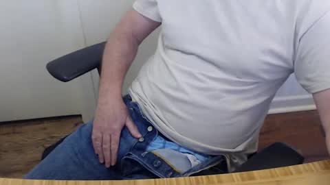 Snapshot of robidan6923 chatting on March 2026 12:21:01 PM robidan6923 online show from March 2026 12:21:01 PM