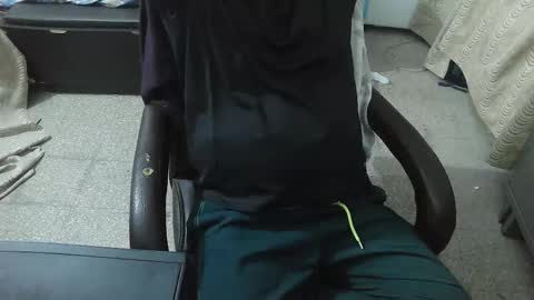 robin online show from November 2025 04:47:01 PM