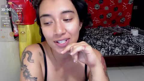 Snapshot of robin_h00t chatting on February 2025 01:00:01 AM Ivanna and Robin online show from February 2025 01:00:01 AM