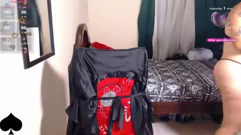 Snapshot of robin_h00t chatting on September 2025 03:54:01 AM Ivanna and Robin online show from September 2025 03:54:01 AM