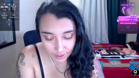 Snapshot of robin_h00t chatting on June 2026 02:53:02 AM Ivanna and Robin online show from June 2026 02:53:02 AM
