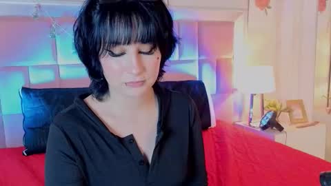 Snapshot of robinbennett chatting on April 2026 03:43:01 PM robin D online show from April 2026 03:43:01 PM