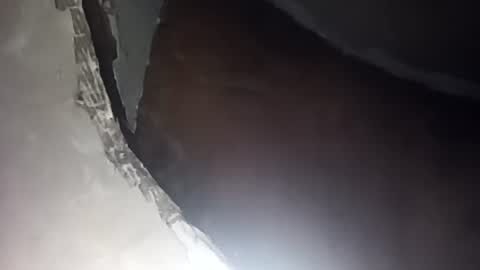 Snapshot of robincom23 chatting on October 2025 03:59:02 AM R online show from October 2025 03:59:02 AM