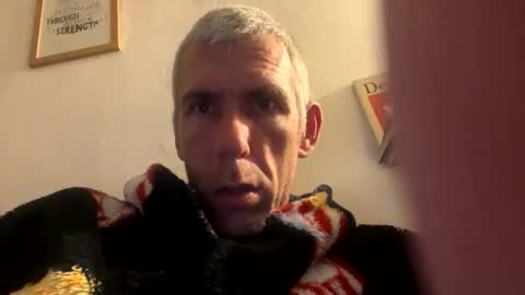 robjockey83 online show from April 2026 12:15:01 AM